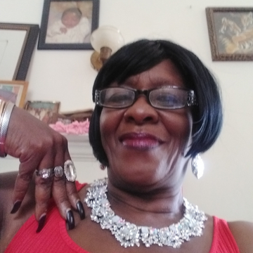 Photo of MOBI Graduate Diane